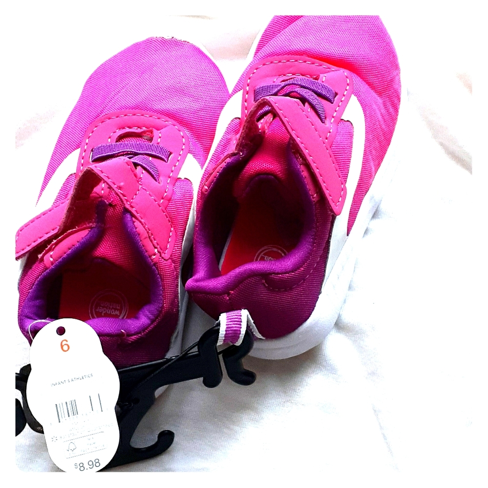 Shoe for toddler girls